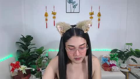 Ploysai online show from 7, 2, 2025