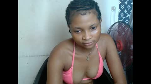 plumnjuicyx online show from 14, 2, 2025