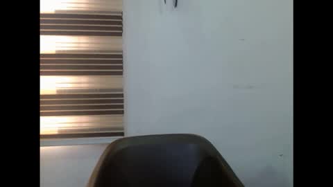 plumnjuicyx online show from 19, 12, 2025