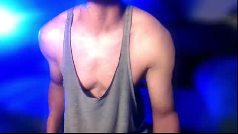 StraightPlush online show from 20, 9, 2025