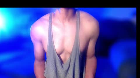 StraightPlush online show from 24, 9, 2025