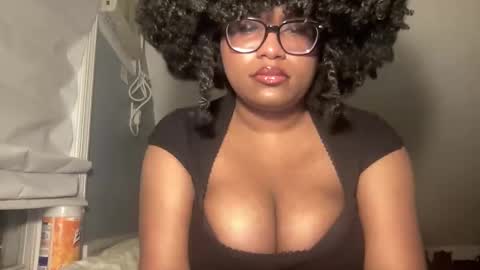 stariette online show from 8, 4, 2026