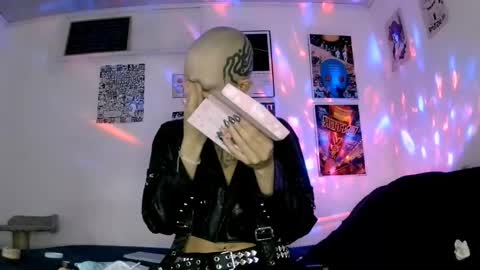    online show from 20, 5, 2026