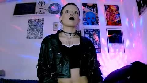    online show from 14, 7, 2026