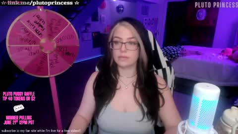 Snapshot of plutoprincess69 chatting on 23, 5, 2026 Pluto Princess online show from 23, 5, 2026