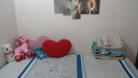 Snapshot of pocahontas_princess__ chatting on 18, 9, 2025 Pocahontas online show from 18, 9, 2025