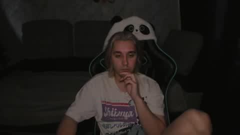 pohyi_ online show from 13, 3, 2026