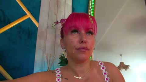 poison_milf_ online show from 24, 7, 2026