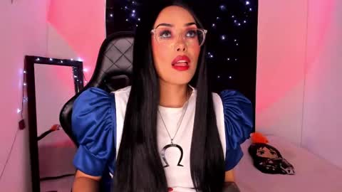 Snapshot of poison_willow chatting on 11, 1, 2025 Willow Hours 12pm to 630pm Colombian time FRIDAY AND SUNDAY FREE DAYS online show from 11, 1, 2025