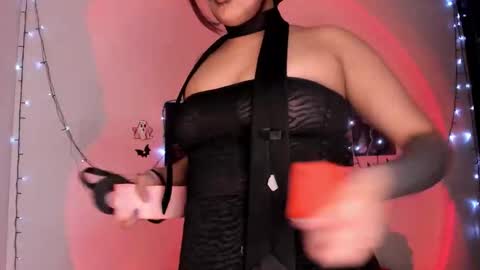 Snapshot of poison_willow chatting on 16, 10, 2025 Willow Hours 12pm to 630pm Colombian time FRIDAY AND SUNDAY FREE DAYS online show from 16, 10, 2025