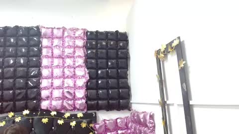 Snapshot of poisondost_hot chatting on 24, 9, 2025 Aleja online show from 24, 9, 2025