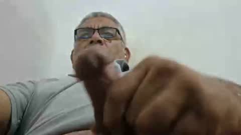 poli online show from 24, 4, 2026