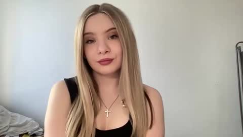 polishangel222 online show from 27, 4, 2026