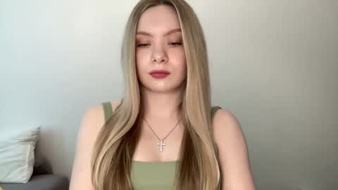 polishangel222 online show from 8, 6, 2026