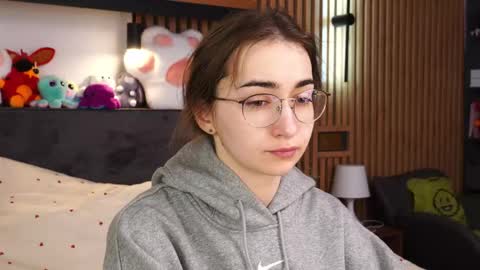 Polly online show from 27, 2, 2026