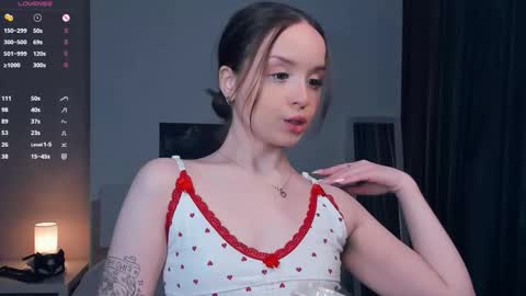 Snapshot of polly_dollie_ chatting on 19, 9, 2025 Renet online show from 19, 9, 2025