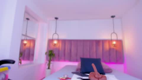 POLLY online show from 23, 4, 2026