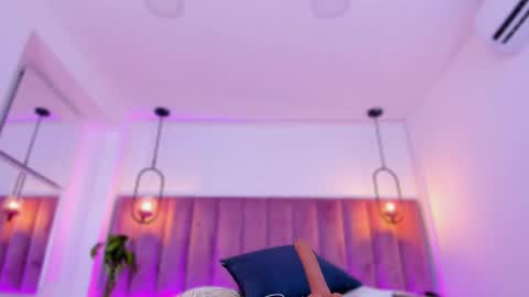 POLLY online show from 25, 4, 2026