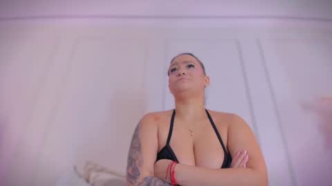 POLLY online show from 16, 7, 2026