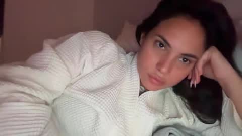 Polly Pocket online show from 1, 12, 2025