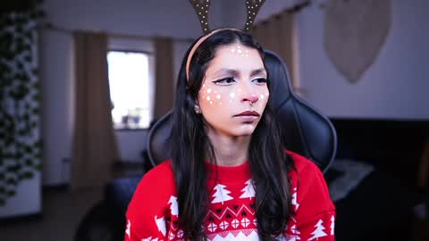  - Help me Reach 100 thumbs up  online show from 23, 12, 2024