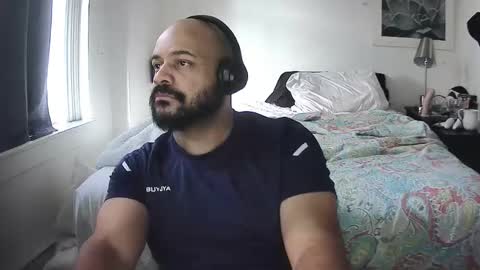 Snapshot of popfizzt chatting on 9, 10, 2025 popfizzt online show from 9, 10, 2025