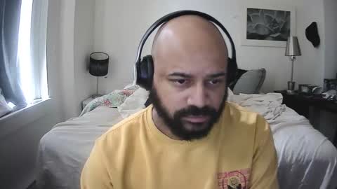 Snapshot of popfizzt chatting on 15, 10, 2025 popfizzt online show from 15, 10, 2025