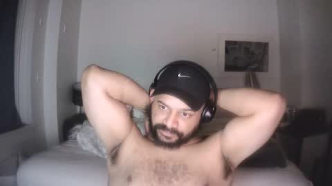 Snapshot of popfizzt chatting on 17, 11, 2025 popfizzt online show from 17, 11, 2025