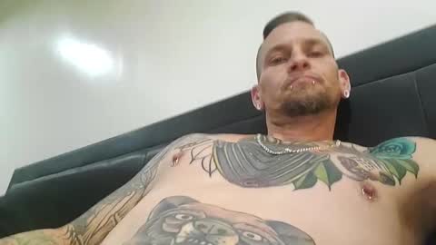 Snapshot of poppabee chatting on 27, 1, 2025 poppabee online show from 27, 1, 2025