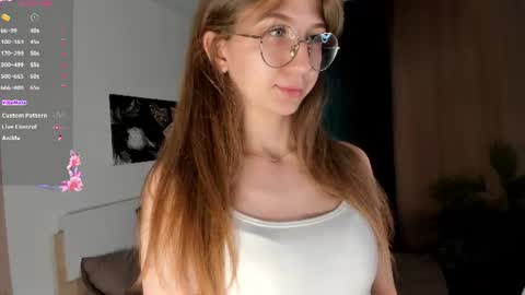 Elizabeth online show from 27, 7, 2026