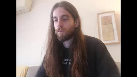 Snapshot of portuguesehung chatting on 12, 3, 2025 The Dude online show from 12, 3, 2025