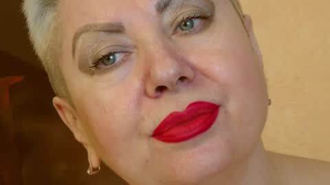 LADY POSH online show from 8, 2, 2025