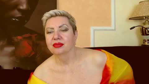 LADY POSH online show from 5, 3, 2025