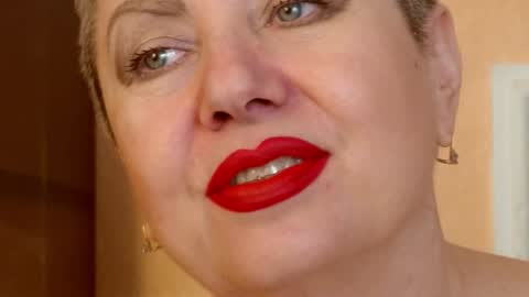 LADY POSH online show from 28, 10, 2025