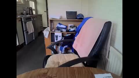 poshman65 online show from 15, 5, 2026