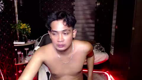 Snapshot of posiedon_cums chatting on 17, 11, 2025 VEeeAsian online show from 17, 11, 2025