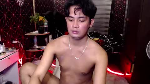 Snapshot of posiedon_cums chatting on 28, 2, 2026 VEeeAsian online show from 28, 2, 2026