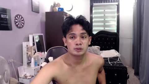 Snapshot of posiedon_cums chatting on 24, 7, 2026 VEeeAsian online show from 24, 7, 2026