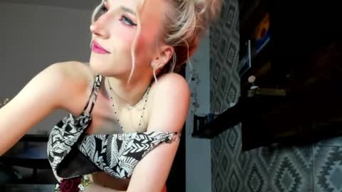 Snapshot of positivevibess chatting on 28, 5, 2026 positivevibess online show from 28, 5, 2026