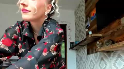 positivevibess online show from 12, 7, 2026