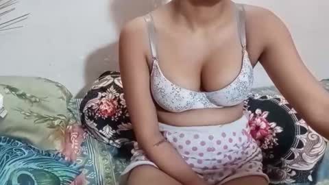 poulomi online show from 2, 11, 2025