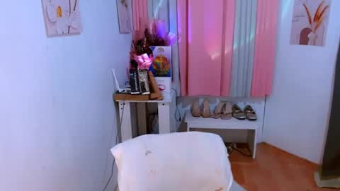 preciosa_banks69 online show from 22, 7, 2026
