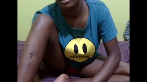 Snapshot of precious_nesh chatting on 17, 2, 2025 precious_nesh online show from 17, 2, 2025