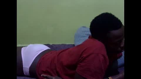 Snapshot of precious_nesh chatting on 27, 11, 2025 precious_nesh online show from 27, 11, 2025