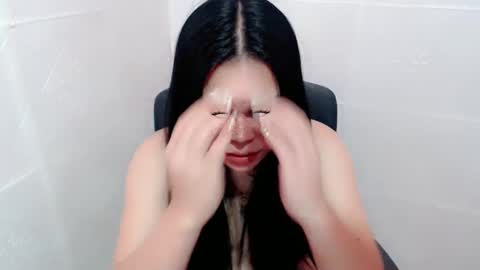 MAXXINE online show from 12, 12, 2024