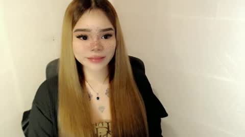 MAXXINE online show from 24, 3, 2026