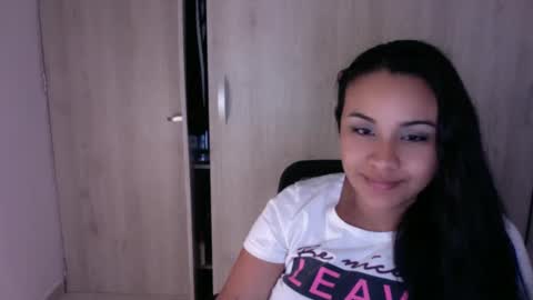 Snapshot of preggo_fantasy chatting on 6, 11, 2025 preggo_fantasy online show from 6, 11, 2025