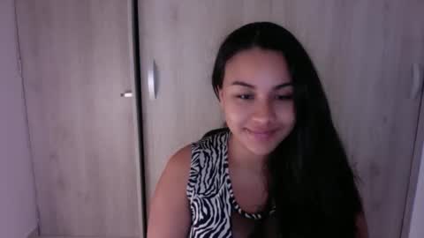 Snapshot of preggo_fantasy chatting on 19, 11, 2025 preggo_fantasy online show from 19, 11, 2025