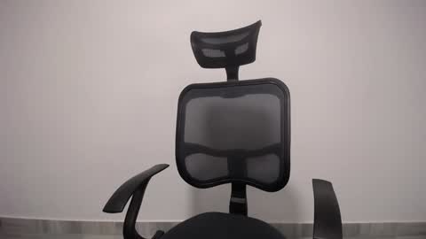 Plux online show from 8, 2, 2025