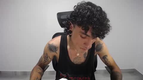 Plux online show from 26, 2, 2025